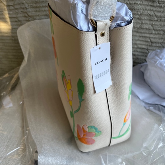 COACH LARGE Town Bucket Bag With Dreamy Land Floral Print BRAND NEW WITH TAGS - Picture 9 of 11
